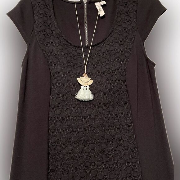 Timeless! Stitchfix black Kensie detailed dress! - Picture 4 of 14